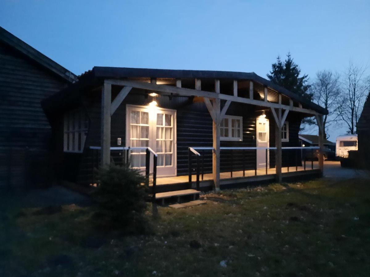 Chalet Het Wollinghuisje Vlagtwedde Eksteriør billede